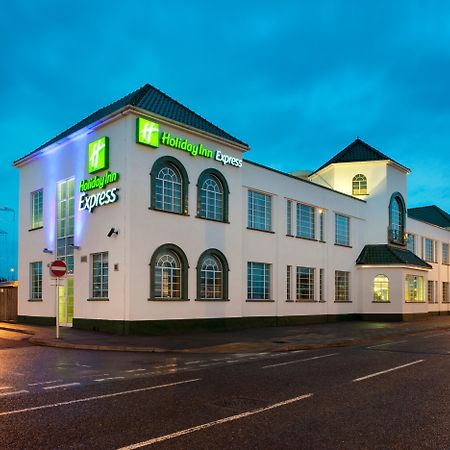 Holiday Inn Express London Chingford, An Ihg Hotel Waltham Forest Kültér fotó