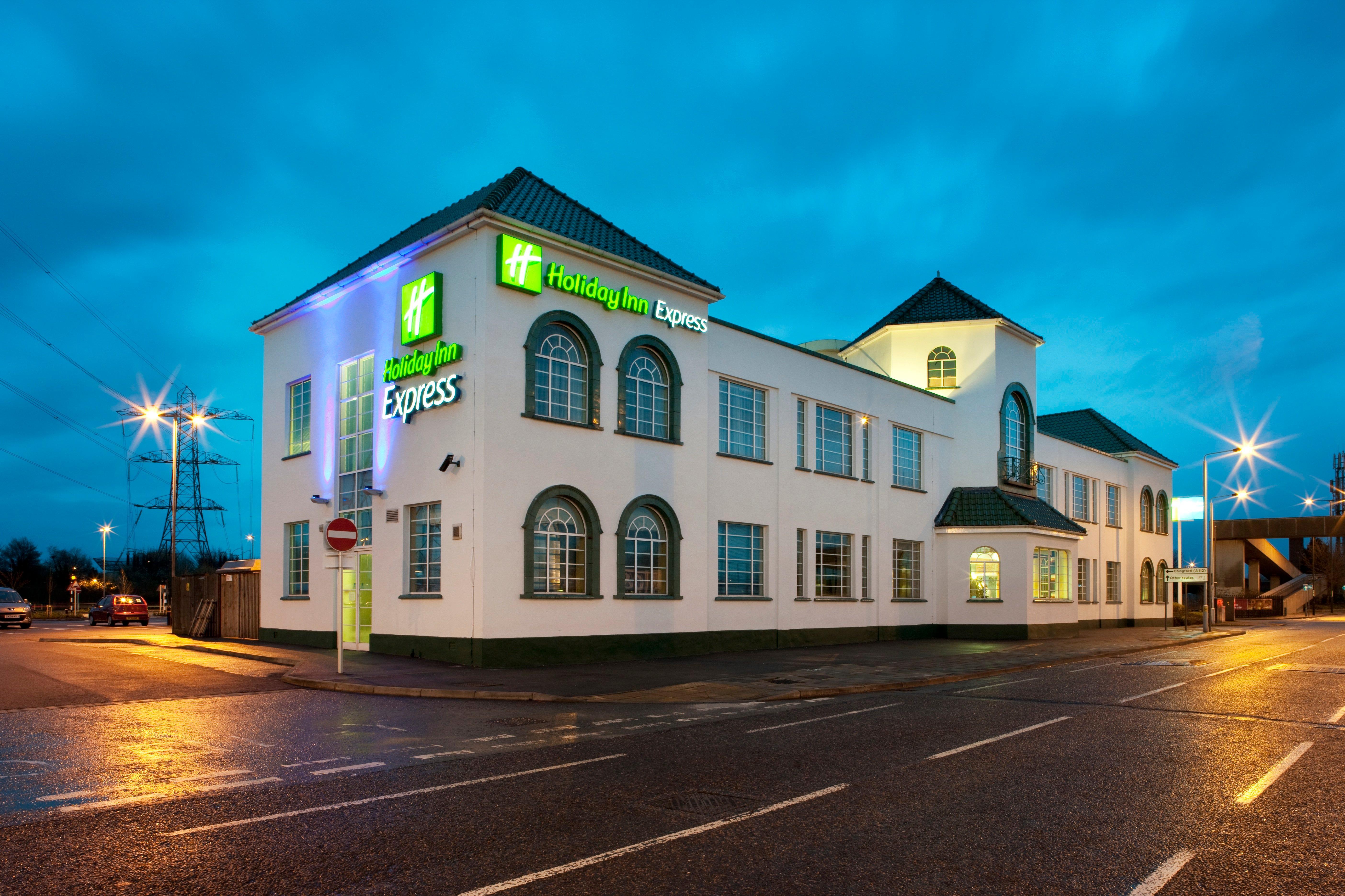 Holiday Inn Express London Chingford, An Ihg Hotel Waltham Forest Kültér fotó