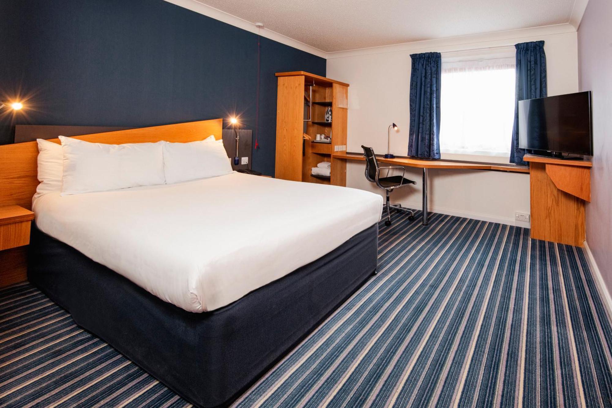 Holiday Inn Express London Chingford, An Ihg Hotel Waltham Forest Kültér fotó