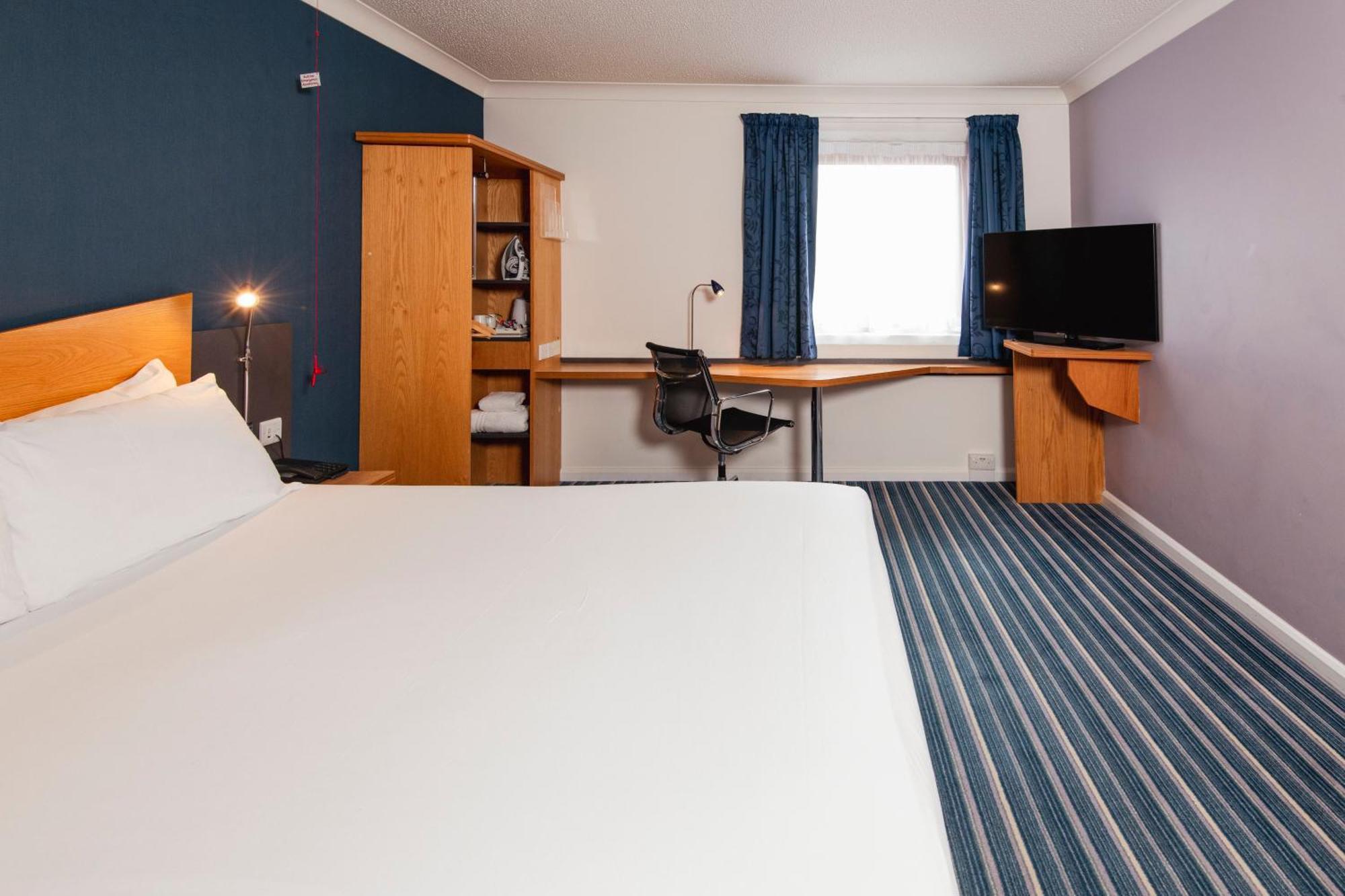 Holiday Inn Express London Chingford, An Ihg Hotel Waltham Forest Kültér fotó