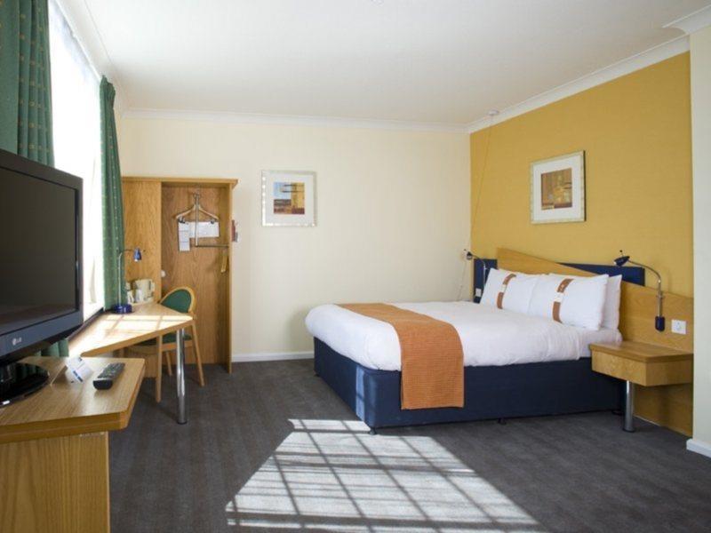 Holiday Inn Express London Chingford, An Ihg Hotel Waltham Forest Kültér fotó