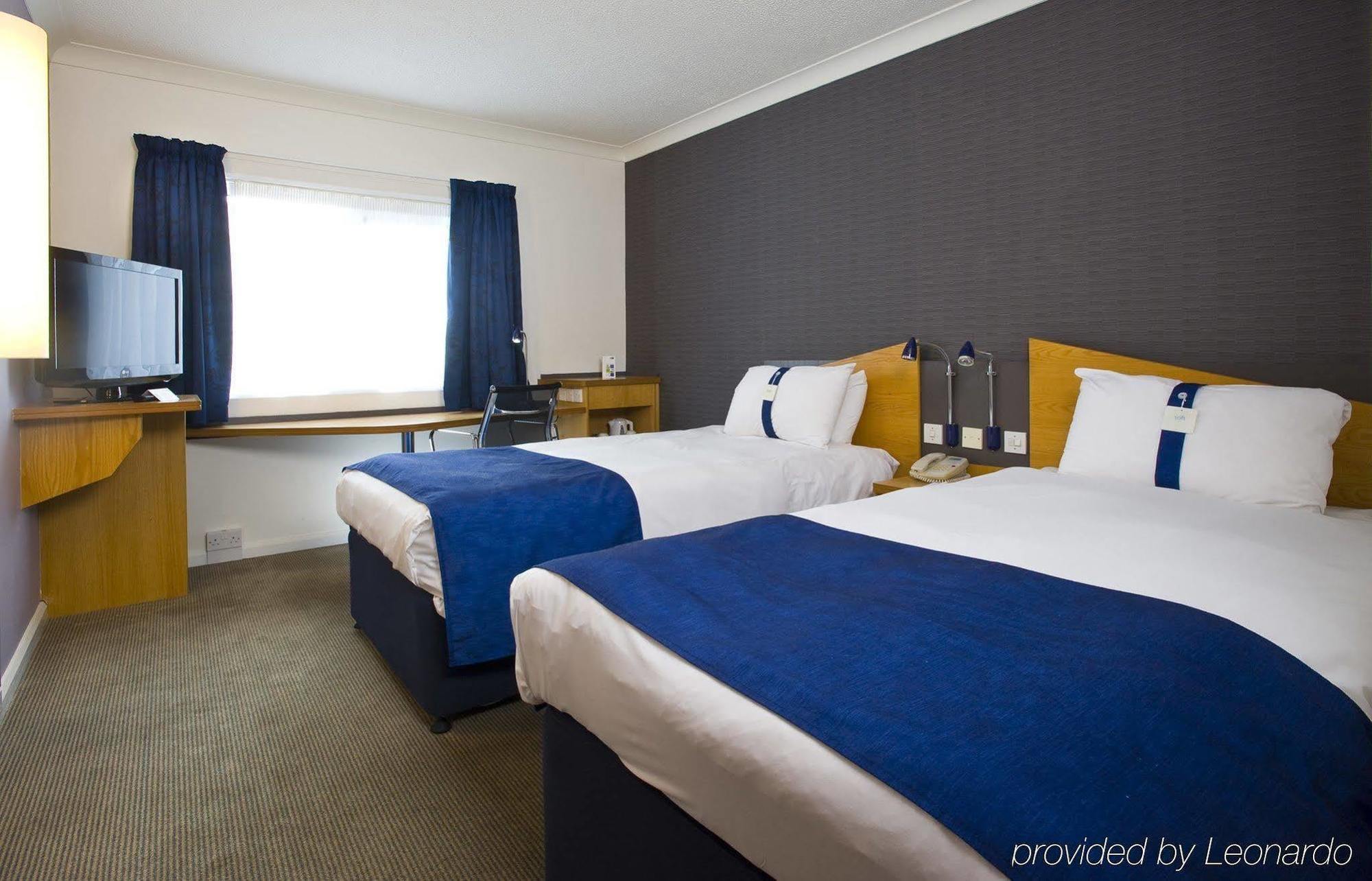 Holiday Inn Express London Chingford, An Ihg Hotel Waltham Forest Kültér fotó